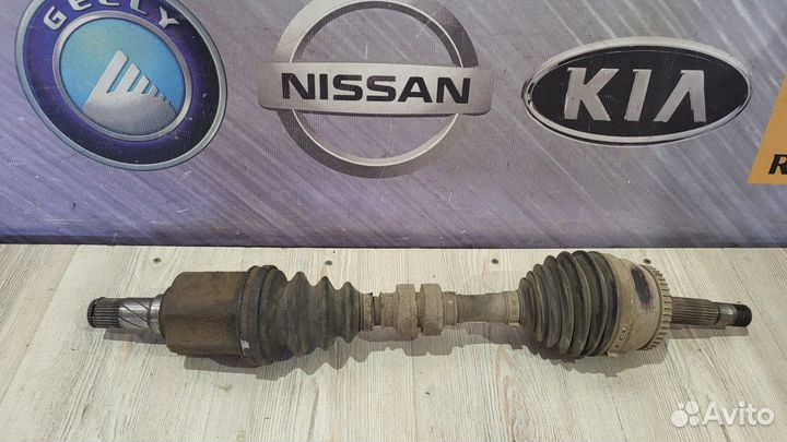 Привод подвески колеса Nissan primera P12 Лев