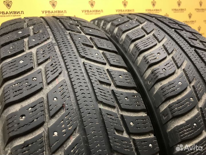 Kumho I'Zen KW22 215/65 R16 98T