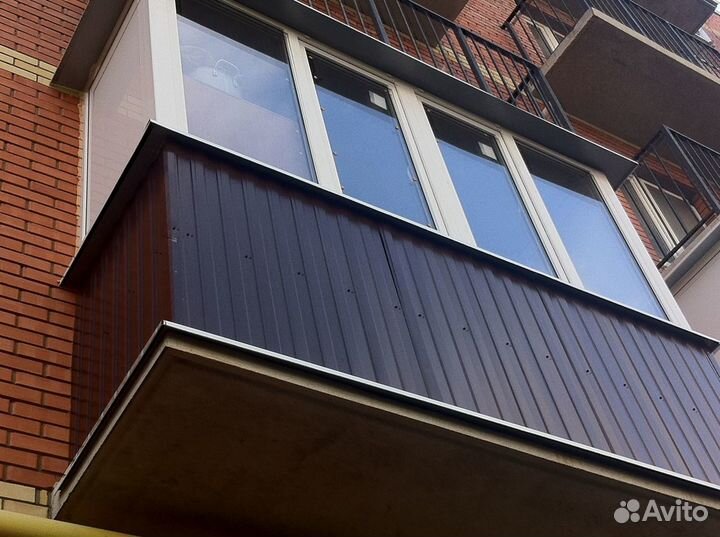 Остекление и отделка балкона, лоджии