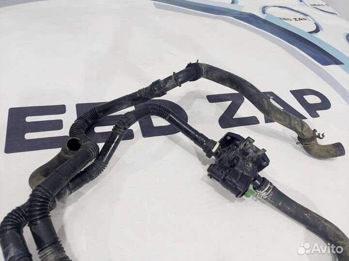 Патрубок системы охлаждения Ford Fusion UAV 1.4