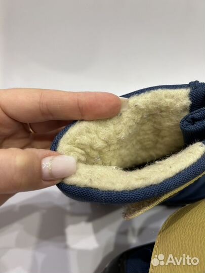 Зимняя обувь на девочку 23