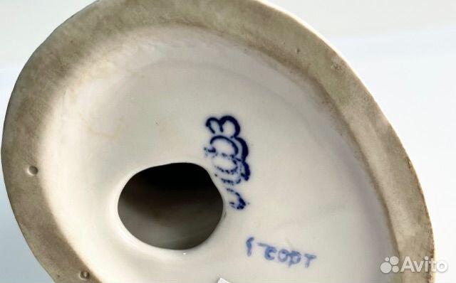 Скульптура « Якутка с цветком» 1950-е гг лфз