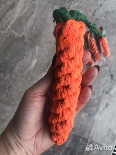 Игрушки для собак морковка