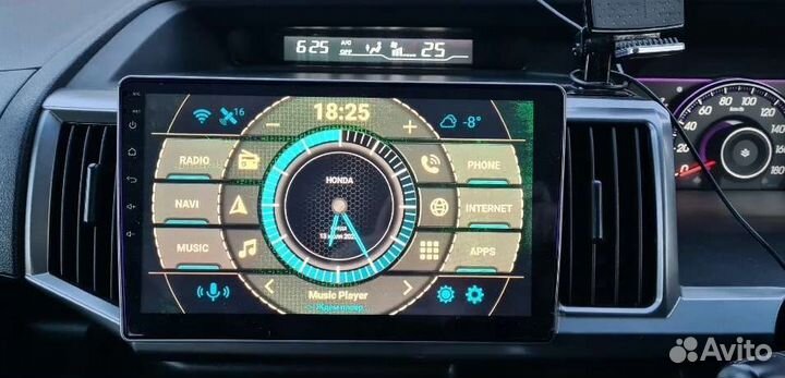 Магнитола на Stepwgn 4