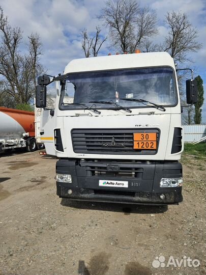 МАЗ 5440B9-1420-030 с полуприцепом, 2017