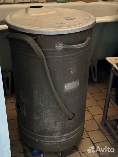 Круглая железная стиральная машина СССР