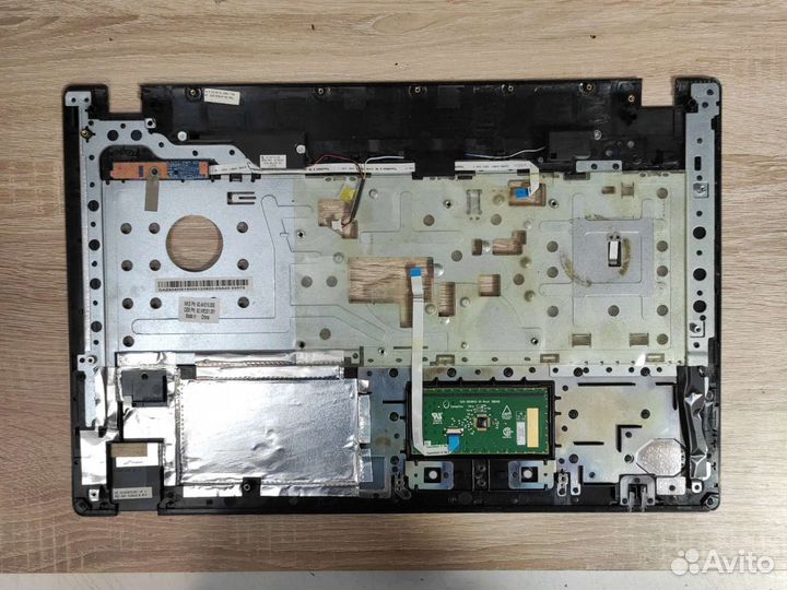 Корпус для ноутбука (разбор) Packard bell LM85