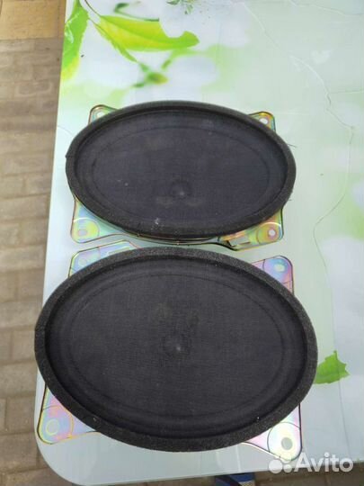 Задние колонки