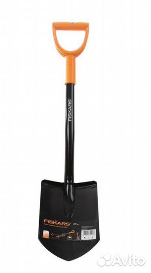 Лопата Fiskars Solid штыковая укороченная