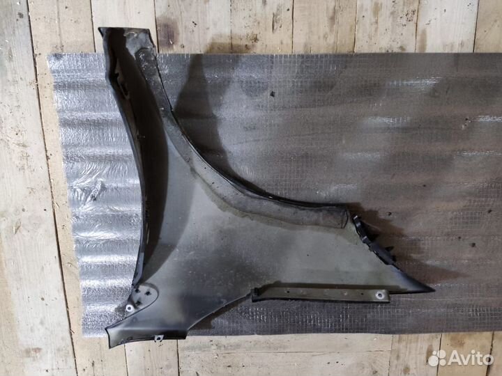 Крыло правое Рено megane 3 (дизель)