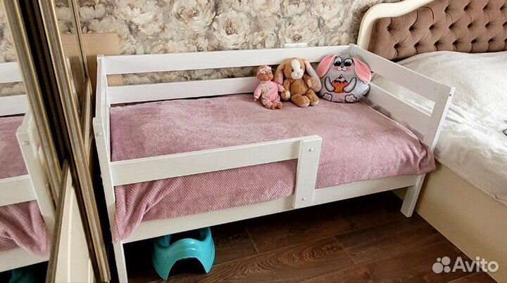 Кровать детская с бортиком Софа