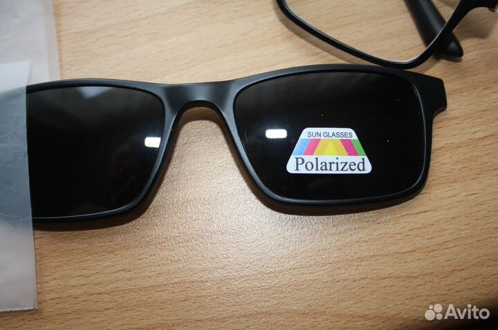 Солнцезащитные очки с магнитными насадками