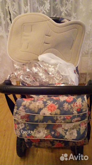 Коляска Geoby