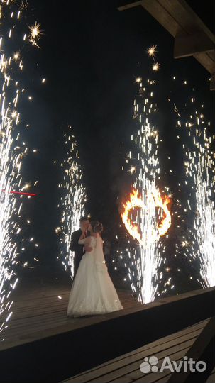 Салюты и фейерверки на свадьбу