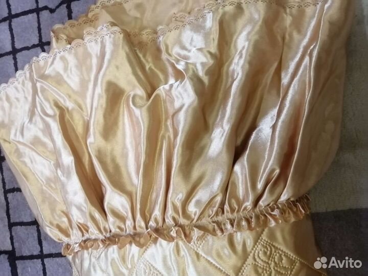 Покрывало на кровать новое