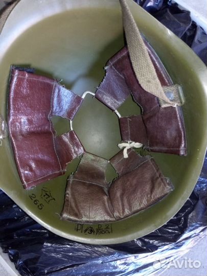 Продам военную каску старого образца 1950г.в