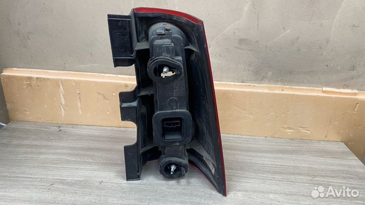 Фонарь задний левый ваз (LADA) Largus I (2012—2021