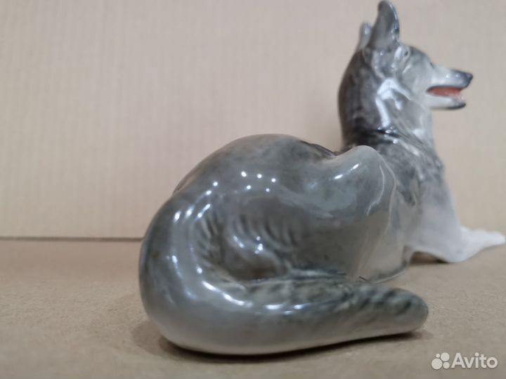 Статуэтки фарфоровые