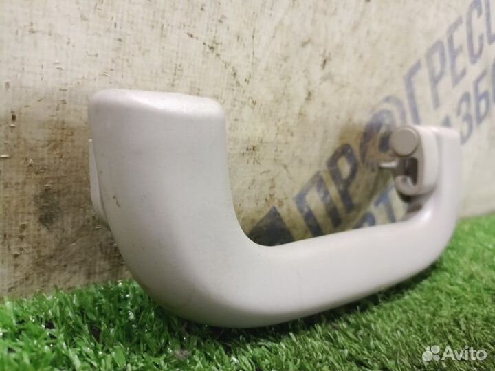 Ручка потолка задняя правая Changan Cs35 кроссовер