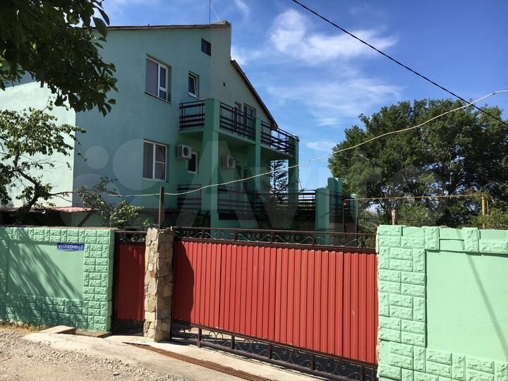 Дом 350 м² на участке 20 сот.