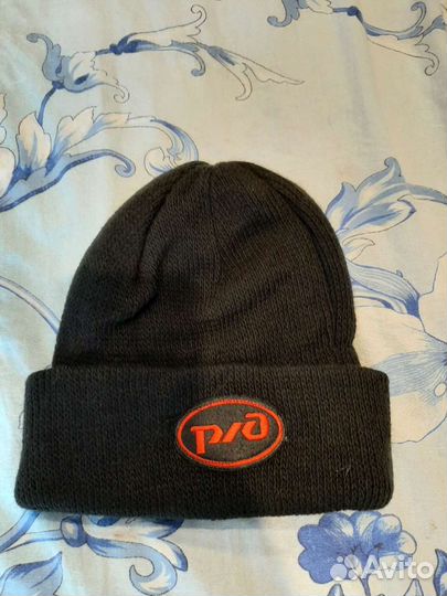 Мужская зимняя шапка вязаная