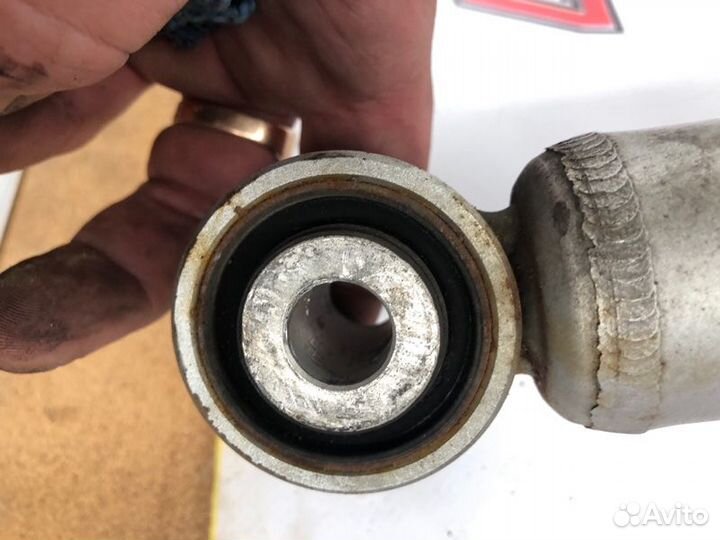 Амортизатор подвески передний левый Infiniti M35