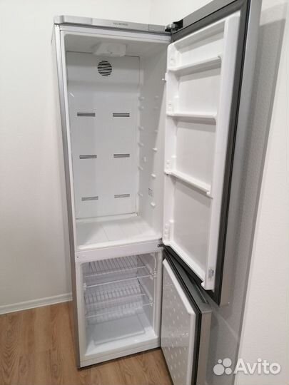 Холодильник бу Beko