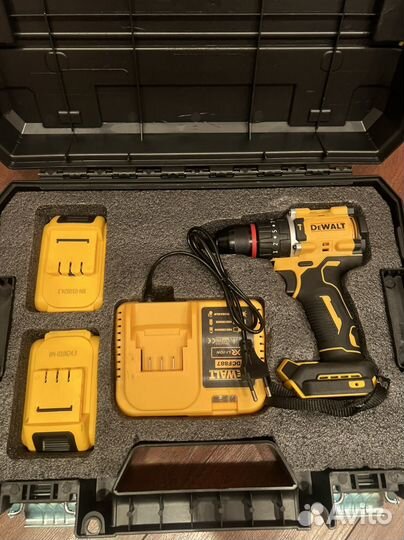 Шуруповерт Dewalt 20v Бесщеточный