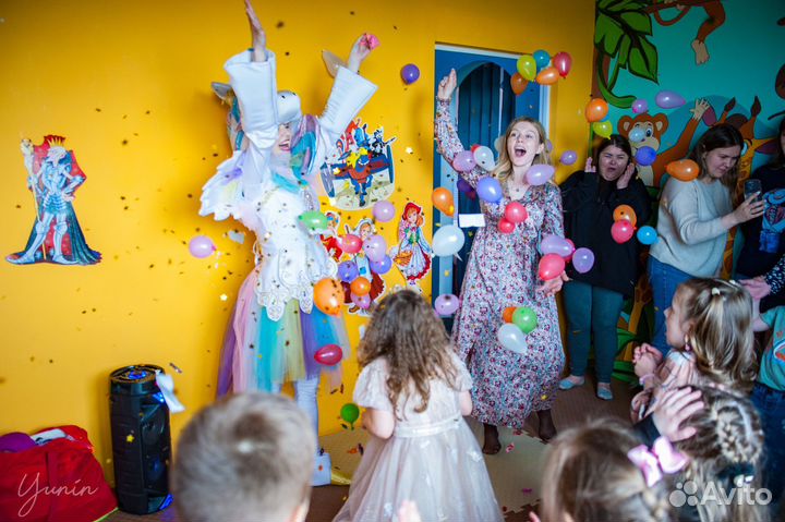 Аниматор, ведущая детского праздника, аниматоры