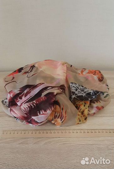 Палантин парео шарф, большой платок