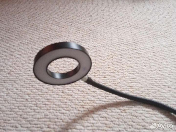 Лампа настольная