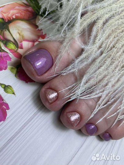 Комбинированный маникюр, эстетический педикюр