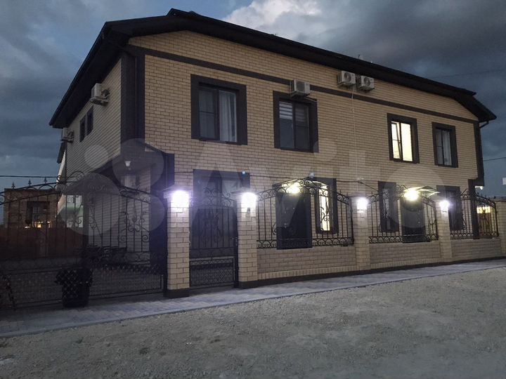 Дом 160 м² на участке 2 сот.