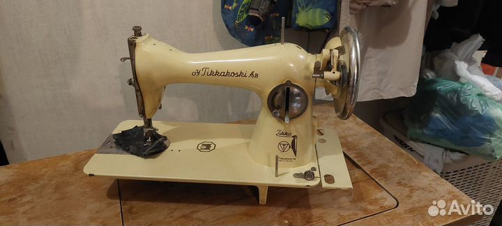Швейная машика tikka