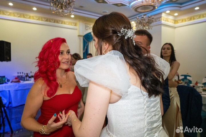 Ведущий событий