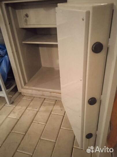 Сейф для денег