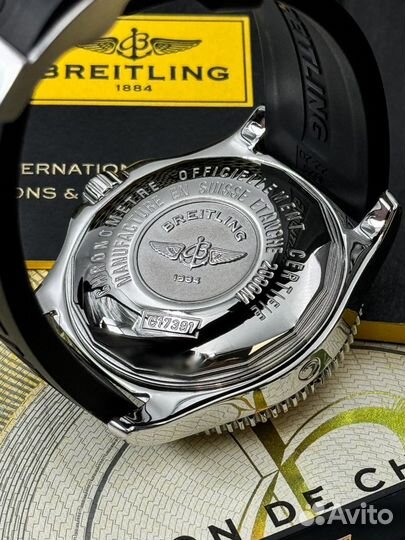 Часы Breitling Superocean 44