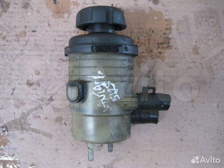 Бачок гидроусилителя гур Hyundai Santa Fe 2 Cm