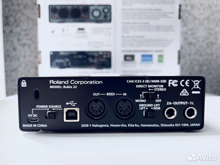 Внешняя звуковая карта Roland Rubix 22