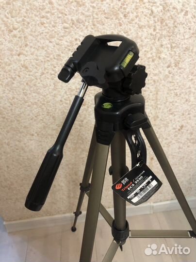 Штатив для фотоаппарата