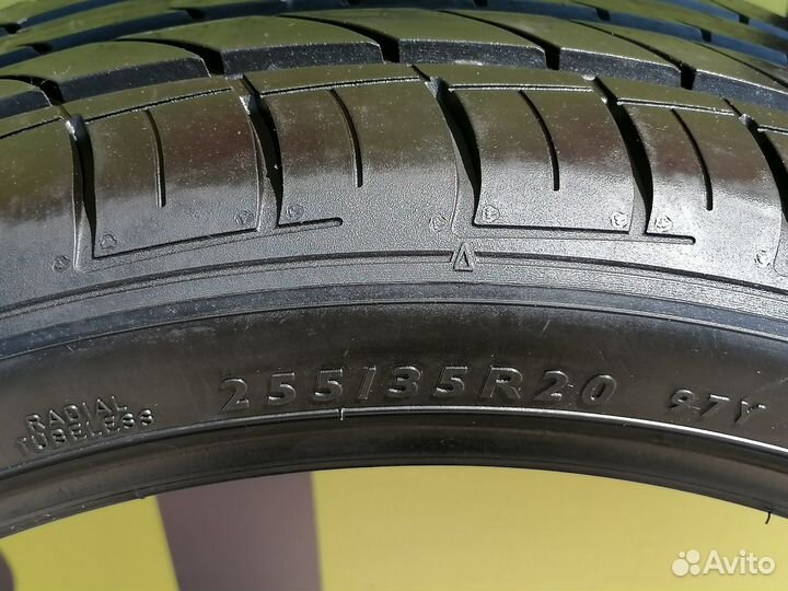 Dunlop SP QuattroMaxx 255/35 R20