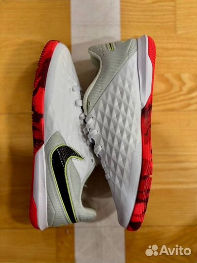 Футзалки Nike Tiempo Legend 8 WhiteRed Sole