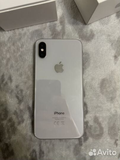 iPhone X, 64 ГБ