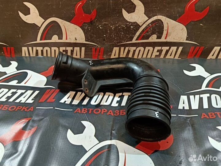 Патрубок воздушного фильтра Honda Civic 8 5D FN