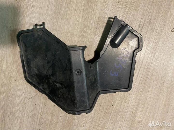 Кожух Volvo S40 2004