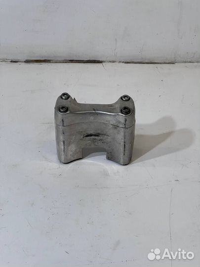 Кронштейн руля Yamaha v-max 1200