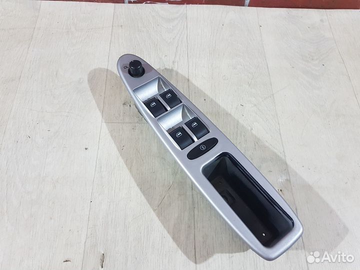 Блок стеклоподъемников Chery amulet a15