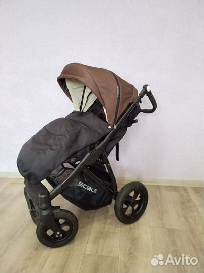 Прогулочная коляска scala