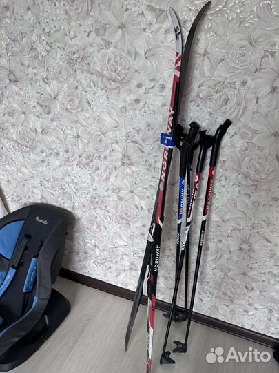 Беговые лыжи