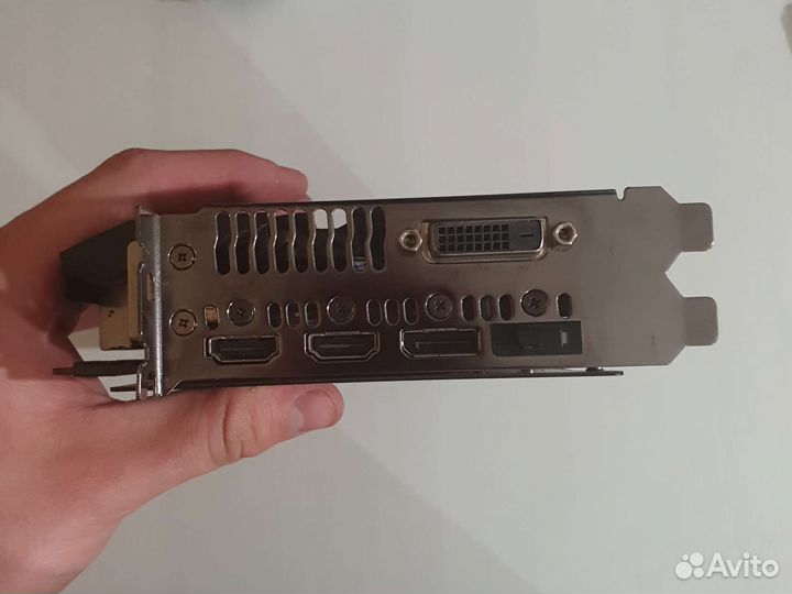 Видеокарта asus ROG strix-GTX1070-8G-gaming